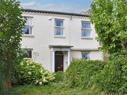 Four bedroom period end of terrace house